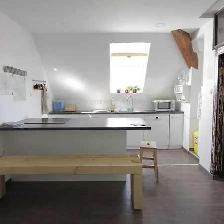 Entire Apartment In The Center With Free Parking Ljubljana Exterior photo